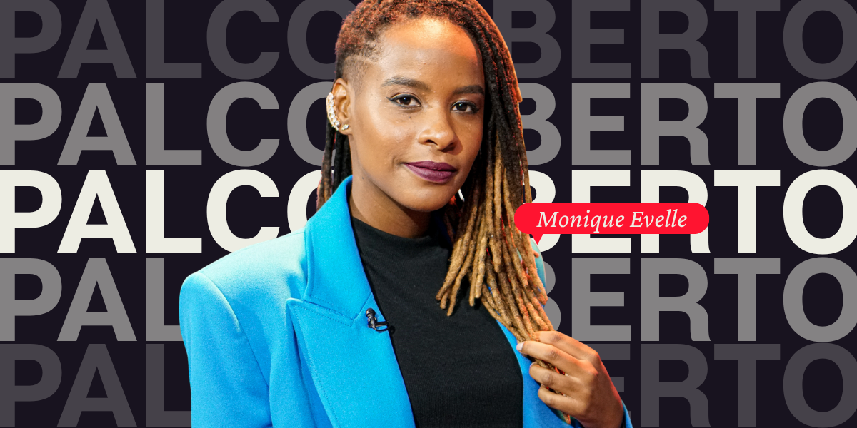 Palco Aberto | Monique Evelle em Badge de evento não é bagagem.